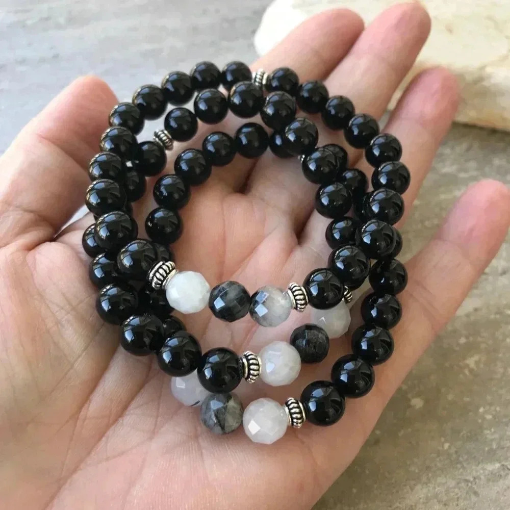 Black Bracelet, Onyx Bracelet, Tourmalinated Quartz, Black and White Bracelet - Picture 2 of 4
